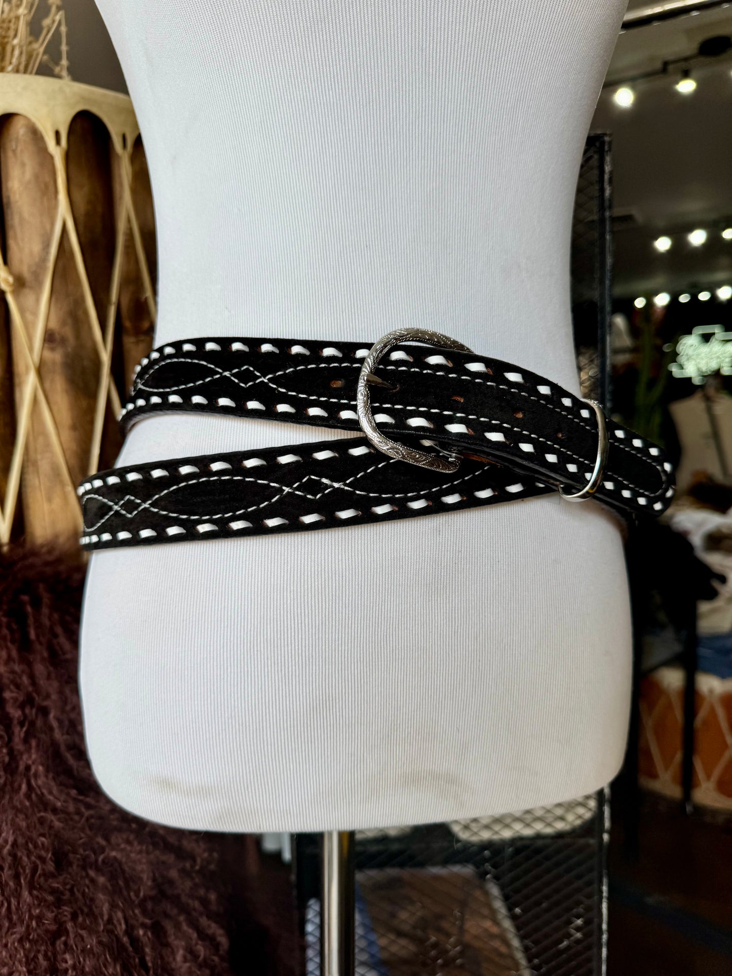 Black Buckstitch Gunslinger