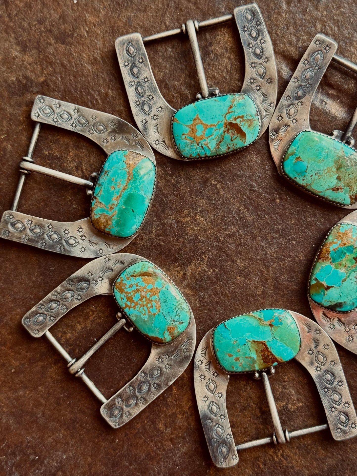 The Verde Hebillas Turquoise Buckles