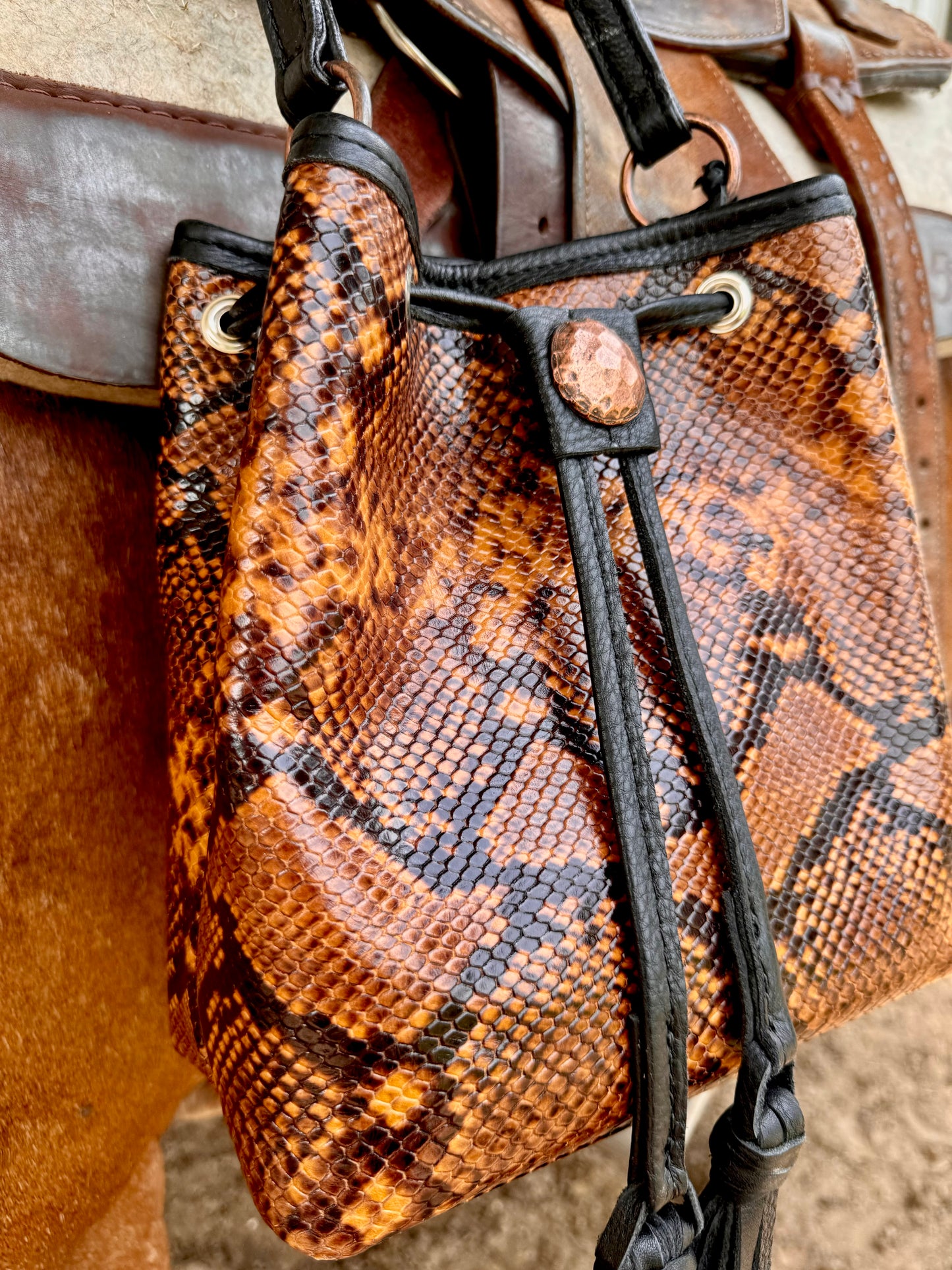 The Esconder Pouch Purse