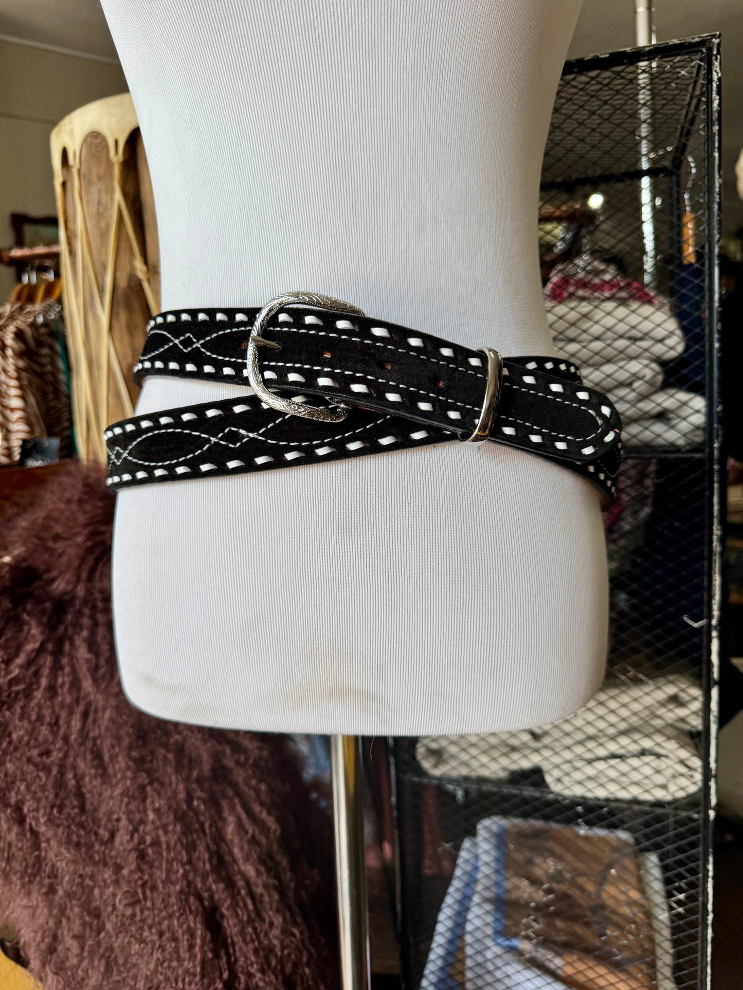 Black Buckstitch Gunslinger