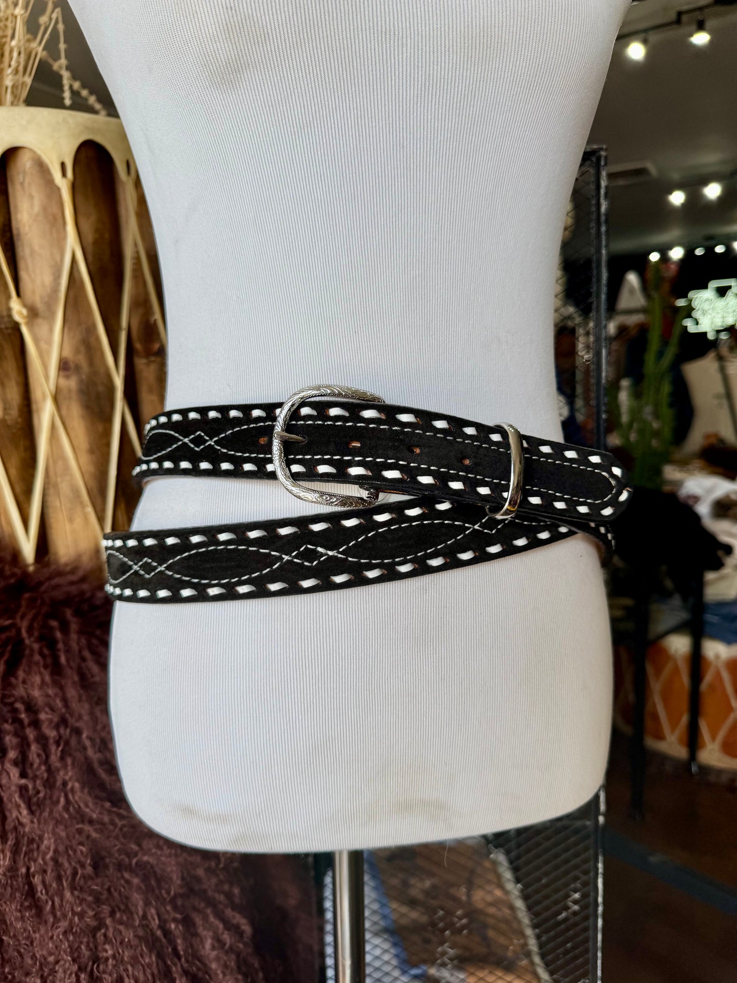 Black Buckstitch Gunslinger