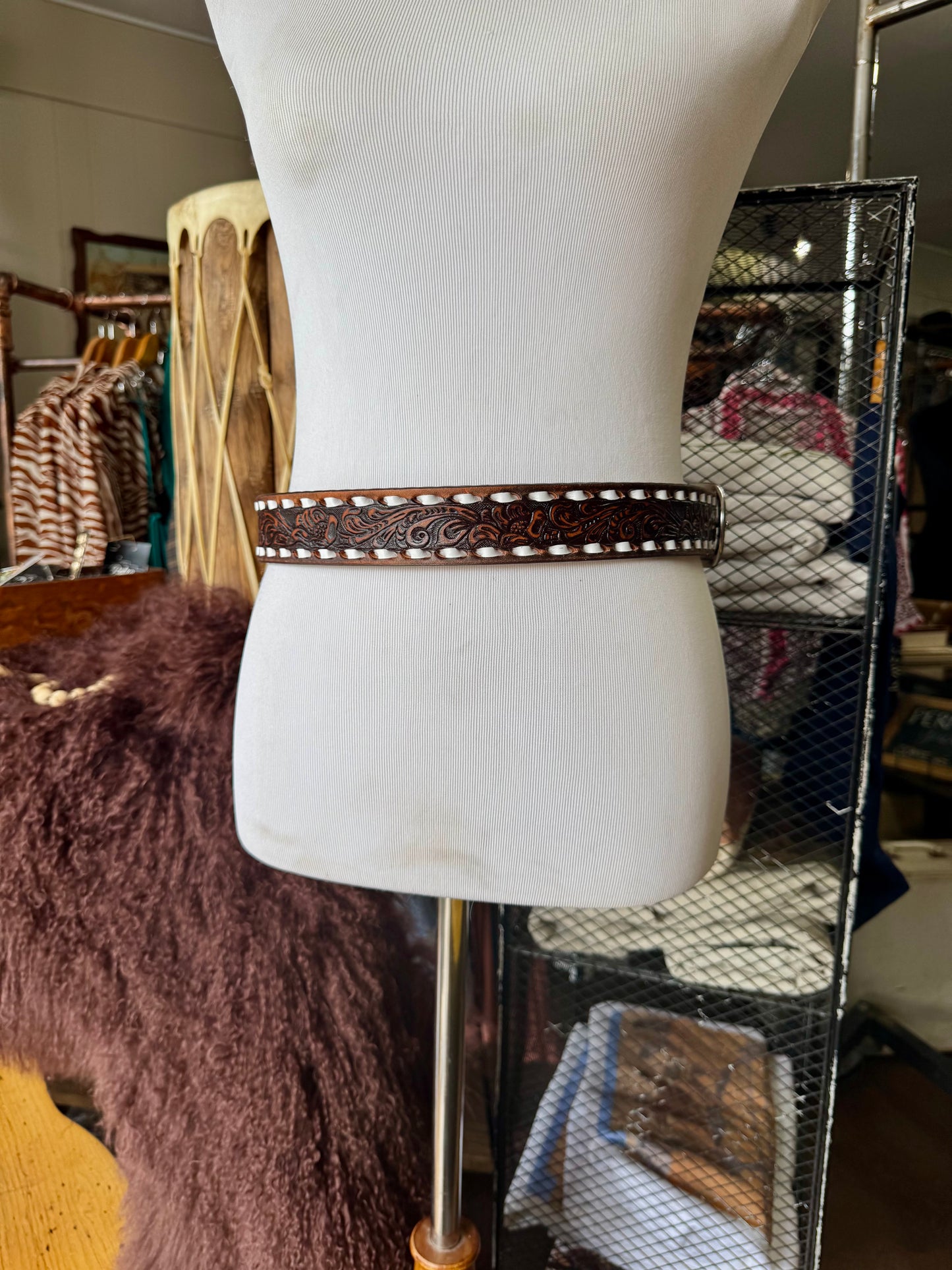 Vintage Brown Buckstitch