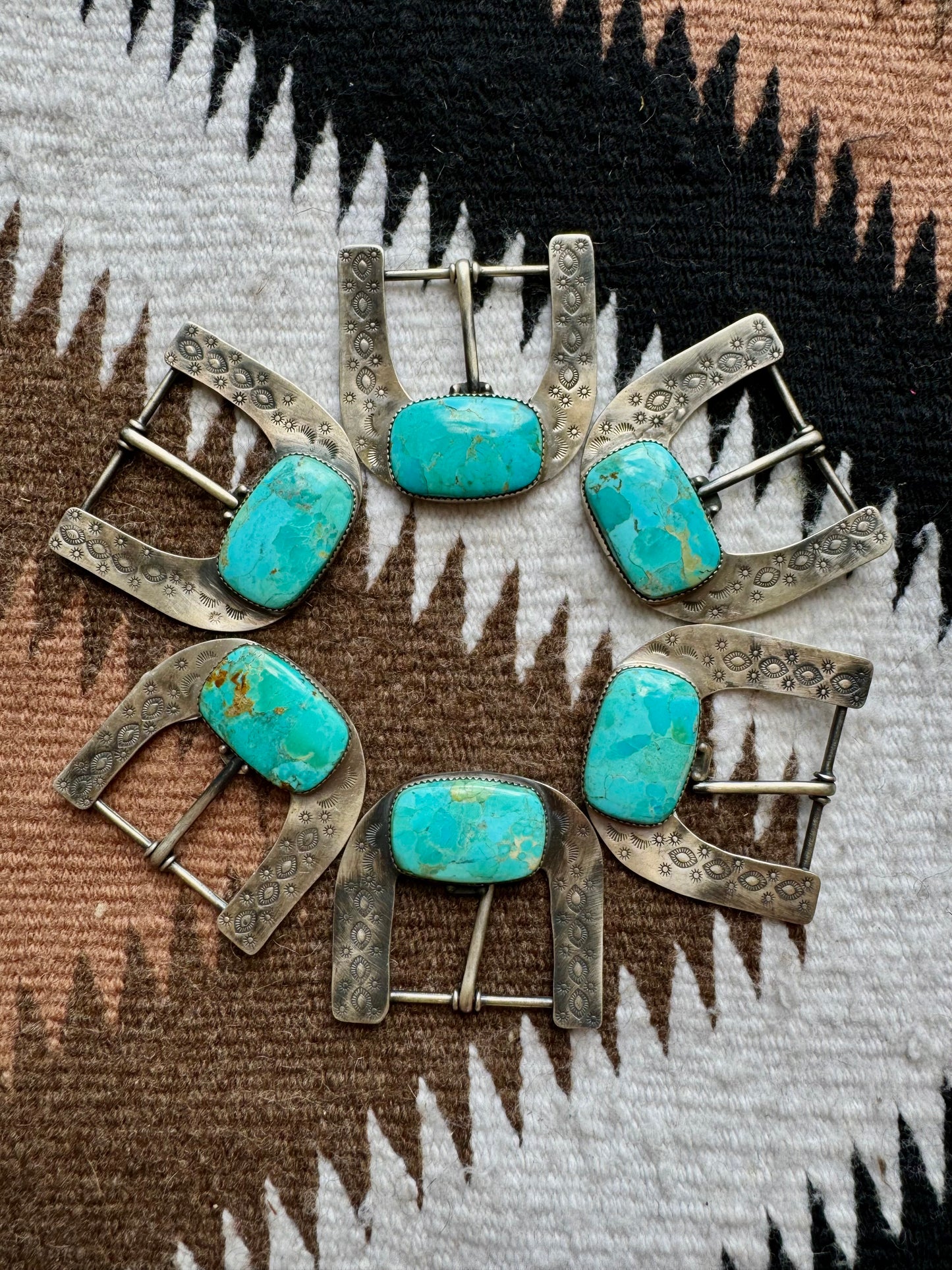 The Azul Hebillas Turquoise Buckles