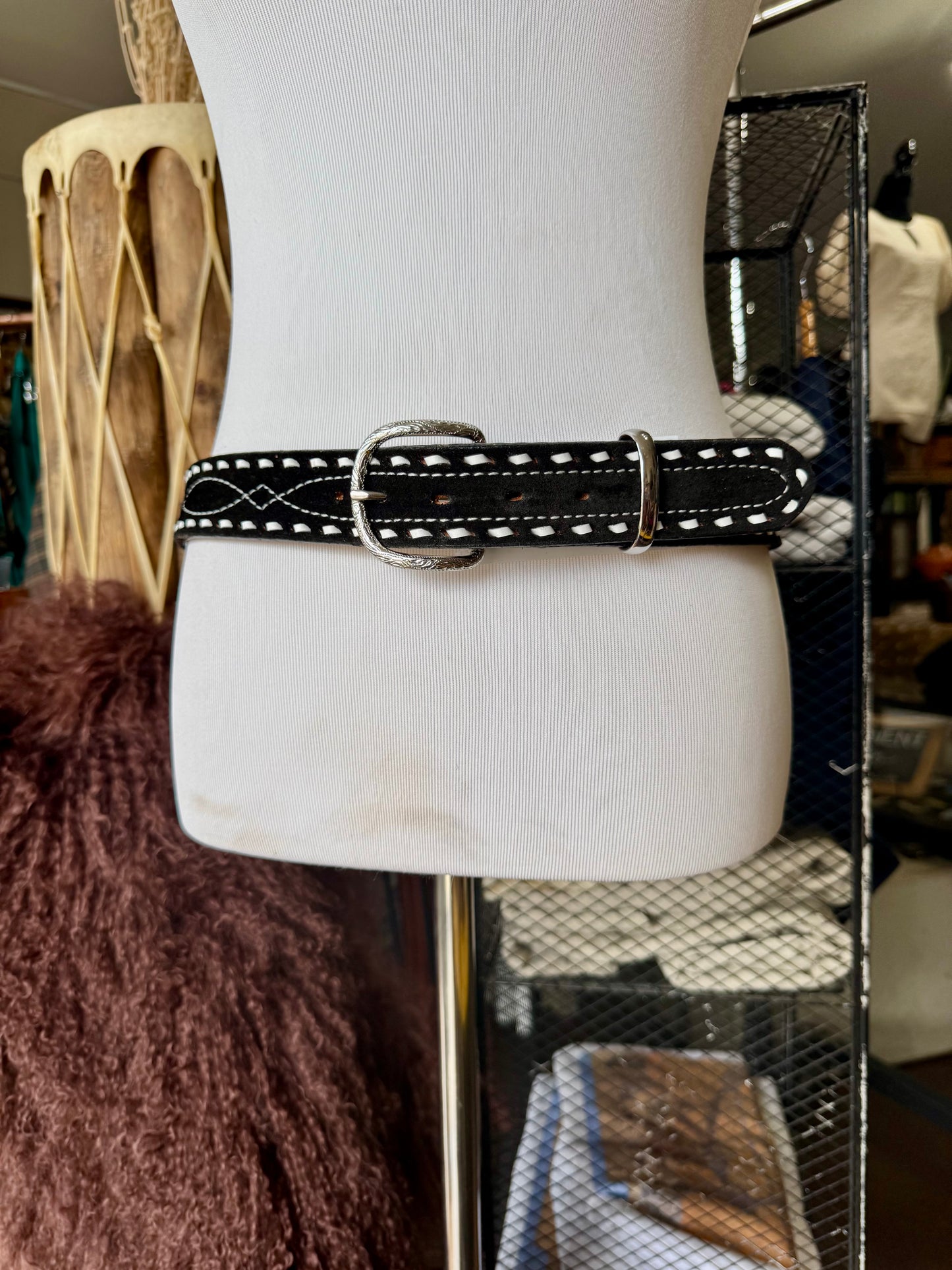 Black Buckstitch Gunslinger