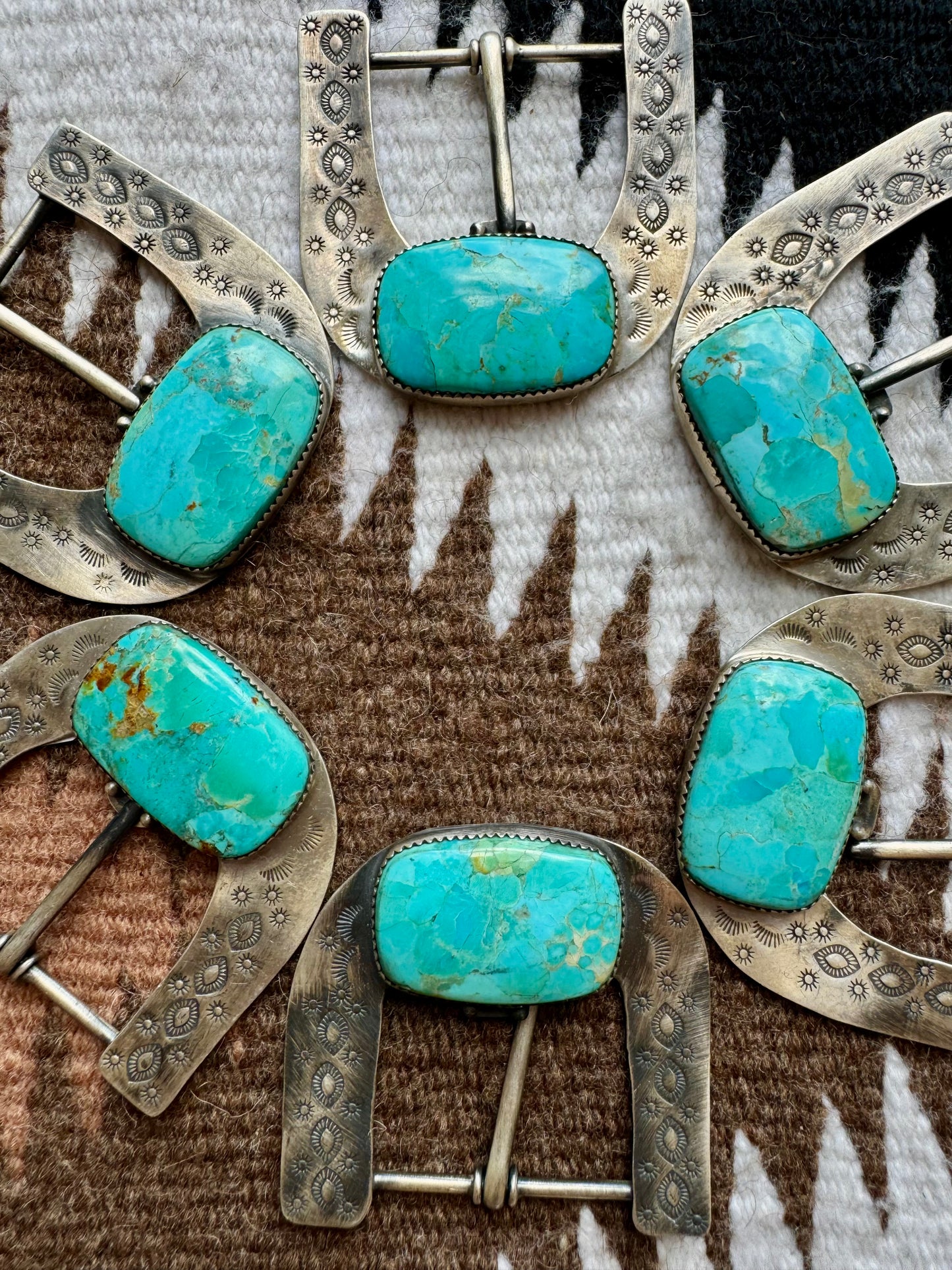 The Azul Hebillas Turquoise Buckles