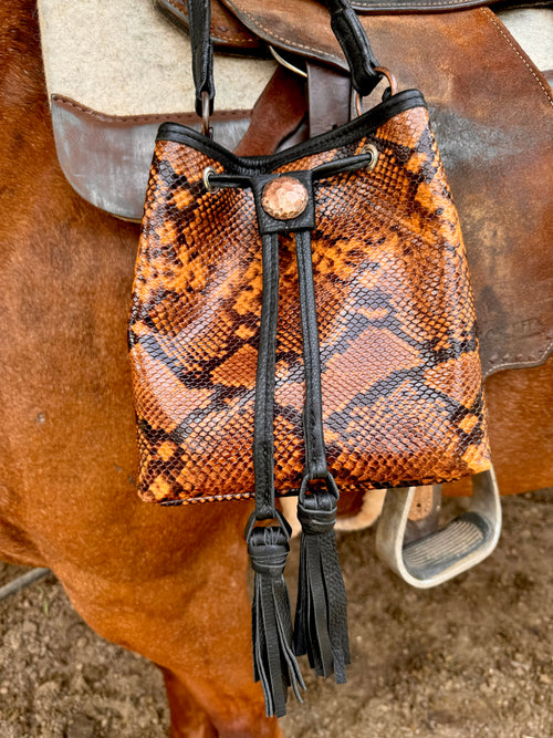 The Esconder Pouch Purse