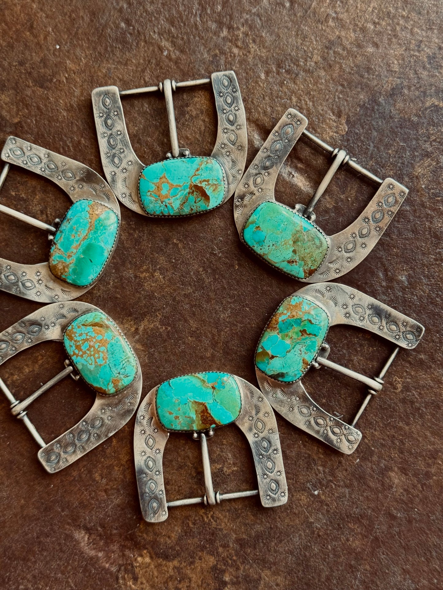 The Verde Hebillas Turquoise Buckles