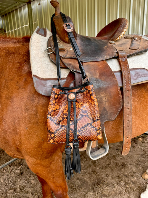 The Esconder Pouch Purse