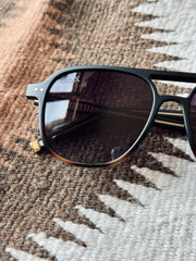 The Briggs - Black Gradient