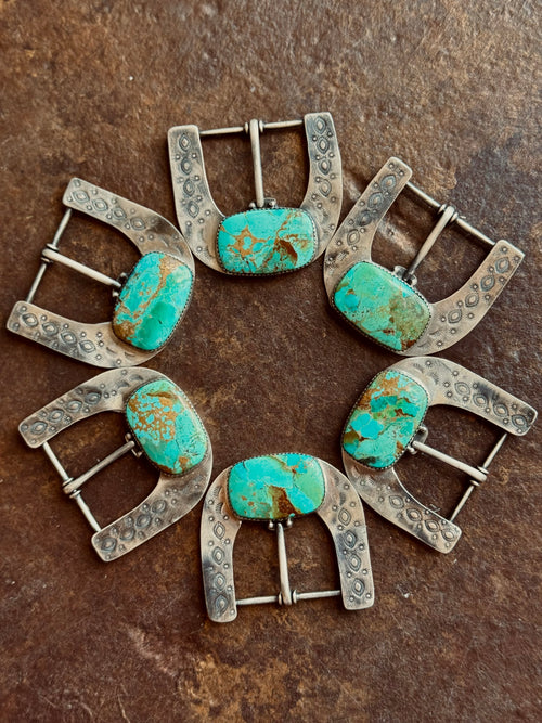 The Verde Hebillas Turquoise Buckles