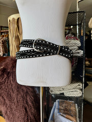 Black Buckstitch Gunslinger