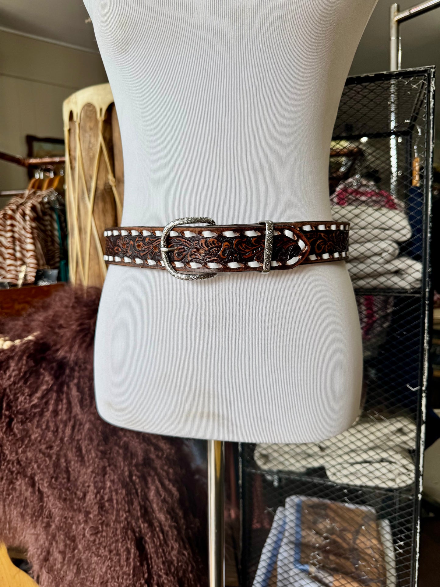 Vintage Brown Buckstitch