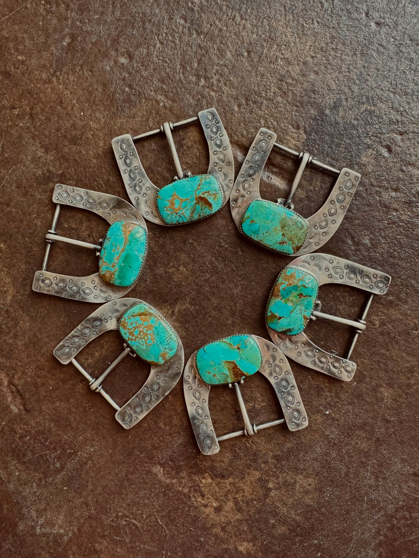 The Verde Hebillas Turquoise Buckles