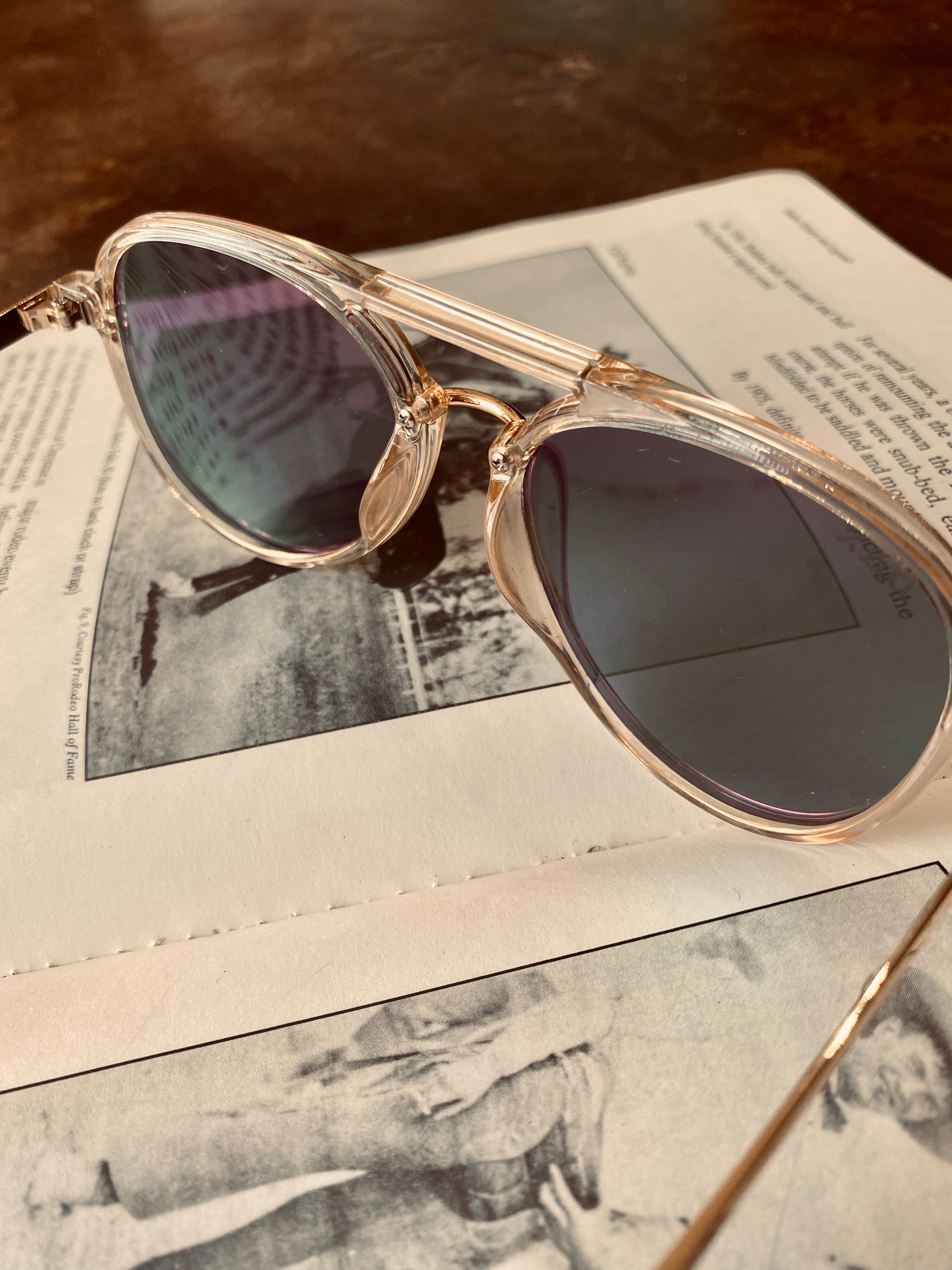The Earhart - Gold