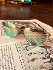 The Earhart - Gold